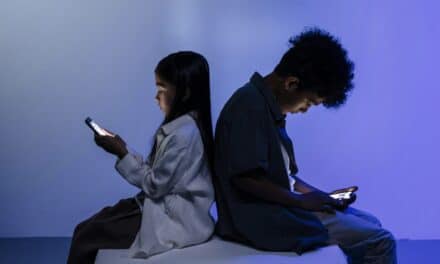 Essential Tips for Parenting in the Digital Age From the Experts at MediaSmarts